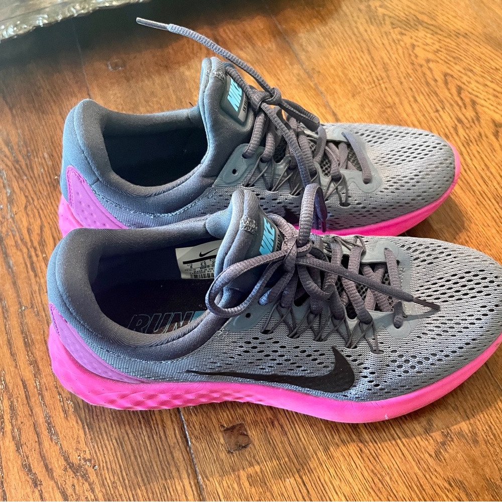 Nike ladies